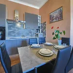 Hanna Apartment