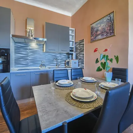Hanna Apartment